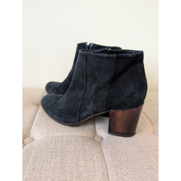 Alberto Fermani Erica Navy Suede Wood Heel Bootie size EUR 40 - Picture 4 of 6